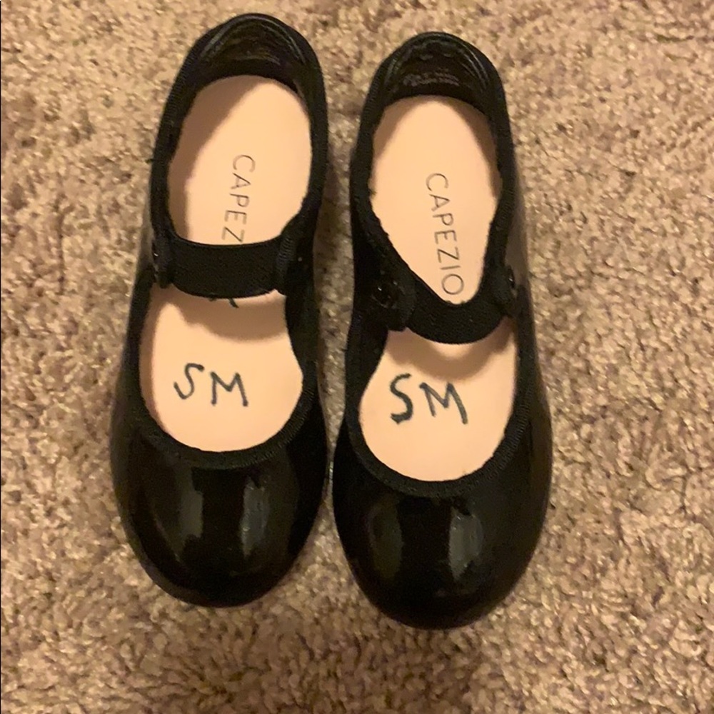Toddler girl tap shoes